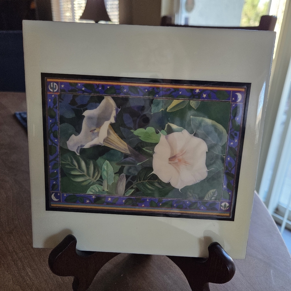 Very Nice Flower Tile With Wall Hanging Hardware